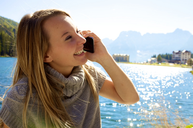 10 Reasons The Forgotten Phone Call Is The Best Kept Secret In Dating